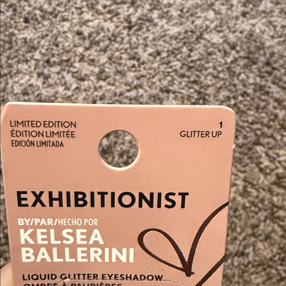 COVERGIRL Exhibitionist Kelsea Ballerini Liquid Glitter Eyeshadow - Glitter Up - Picture 7 of 9